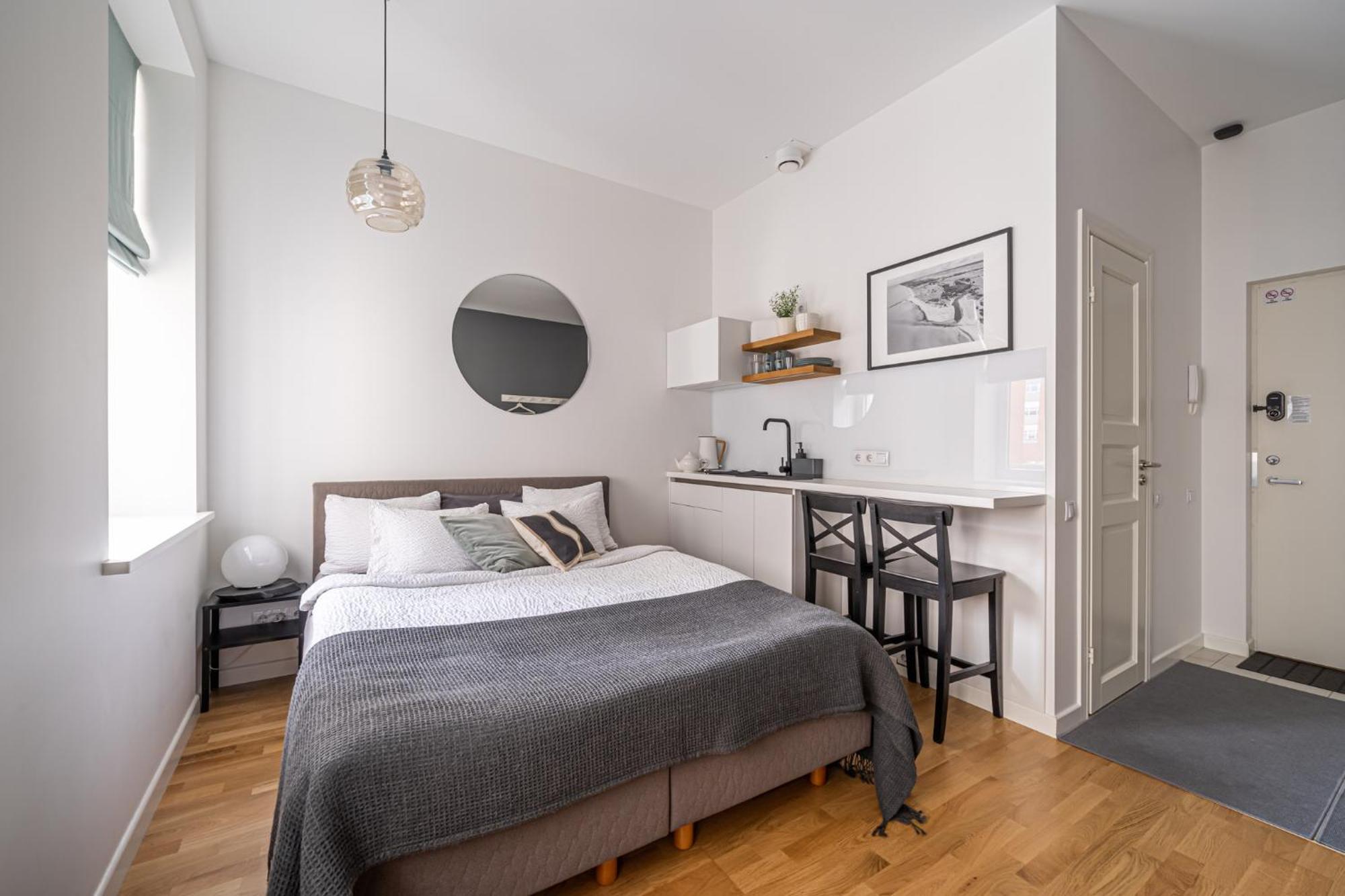 Dzīvoklis Elegant With Airconditioner And Elevator, 9 Min Walk To Old Town